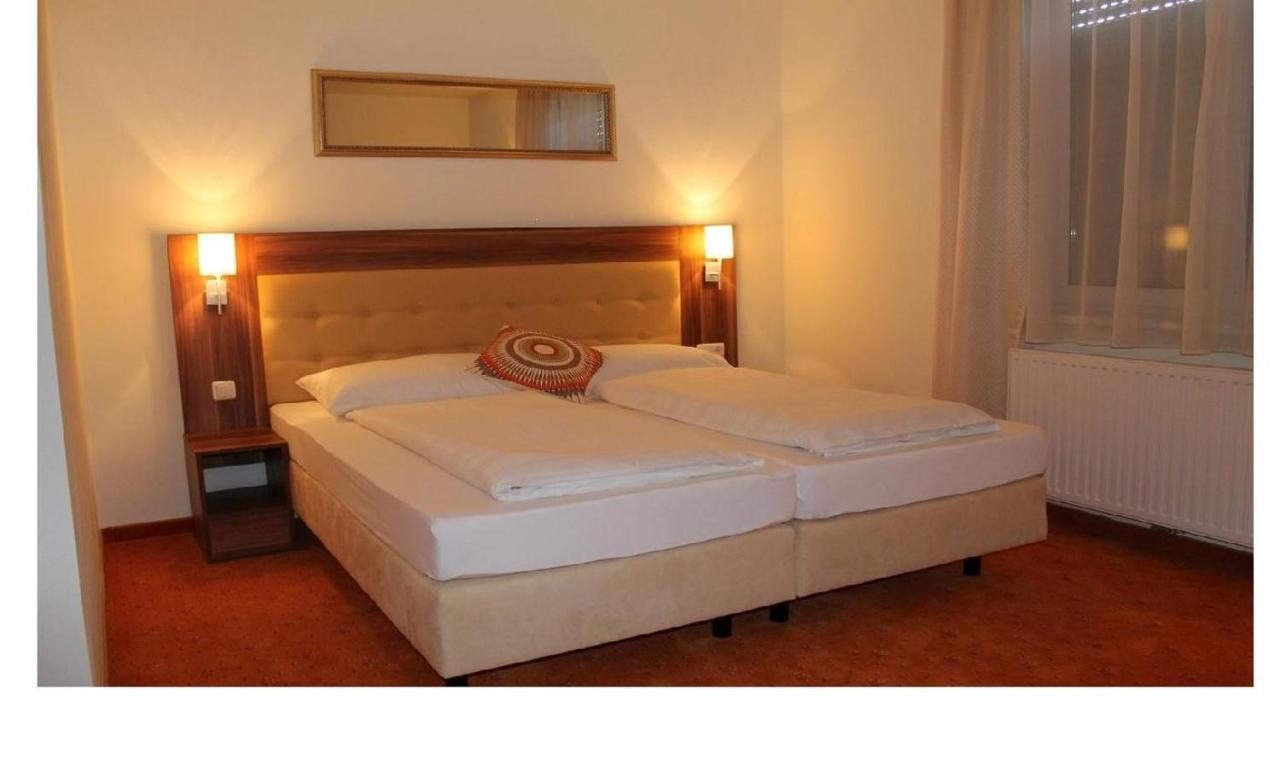 Stiftshotel Garsten Στάιρ Εξωτερικό φωτογραφία